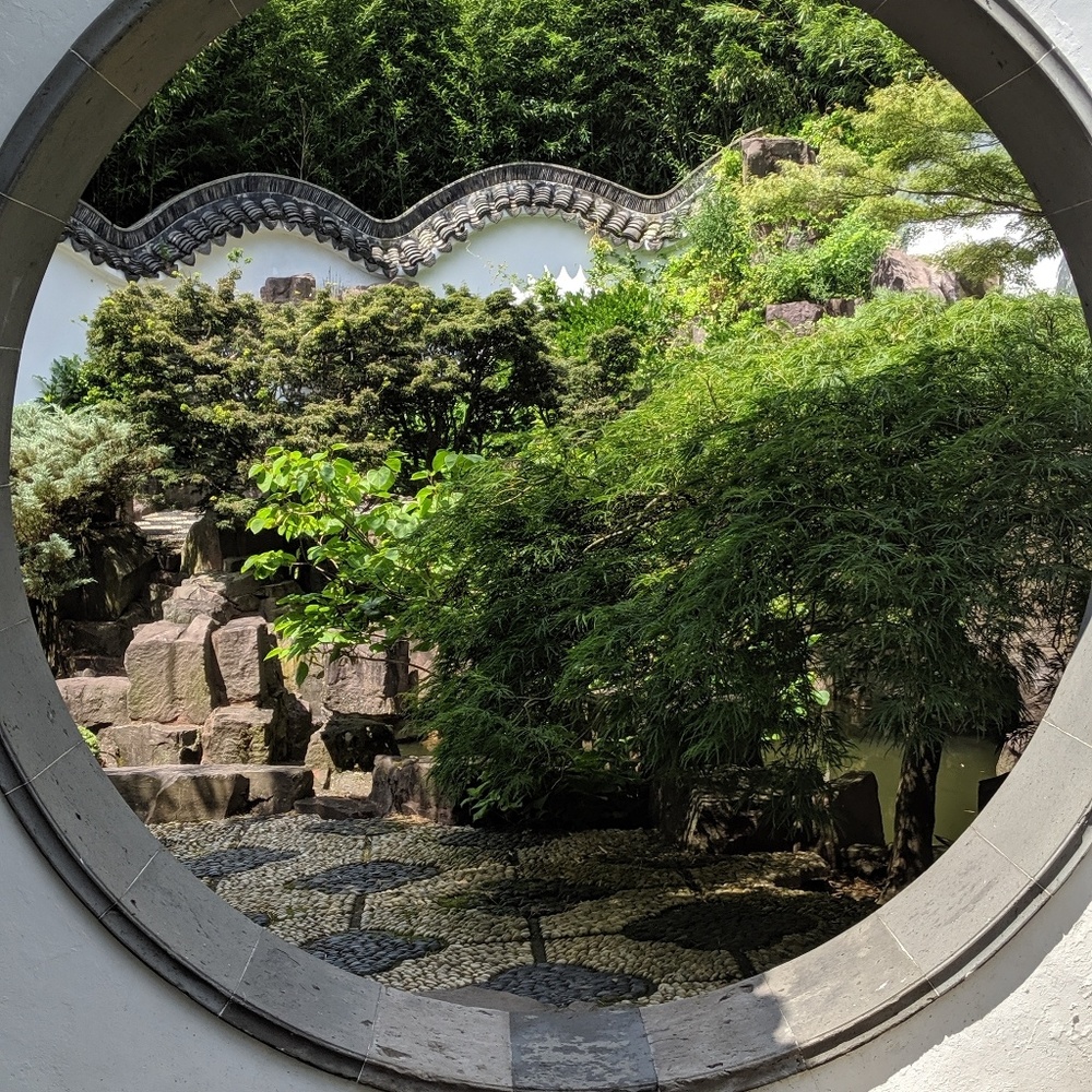 Meet your Posher, Paola